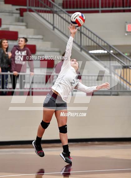 Thumbnail 2 in Farmington @ Morrilton (AAA 4A Quarterfinal Playoff) photogallery.