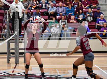 Thumbnail 2 in Farmington @ Morrilton (AAA 4A Quarterfinal Playoff) photogallery.