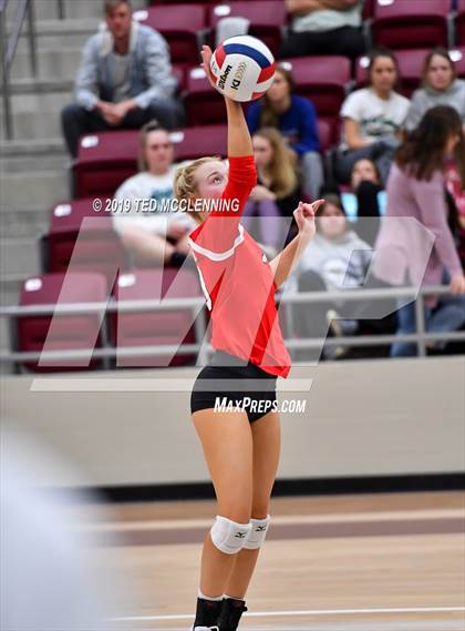Thumbnail 2 in Farmington @ Morrilton (AAA 4A Quarterfinal Playoff) photogallery.