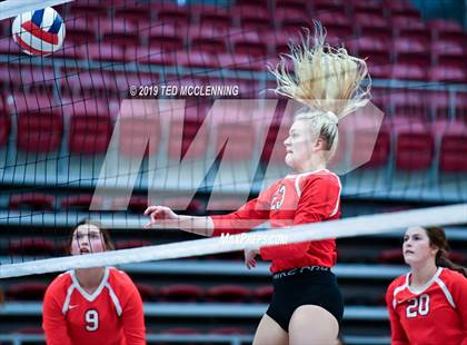 Thumbnail 3 in Farmington @ Morrilton (AAA 4A Quarterfinal Playoff) photogallery.