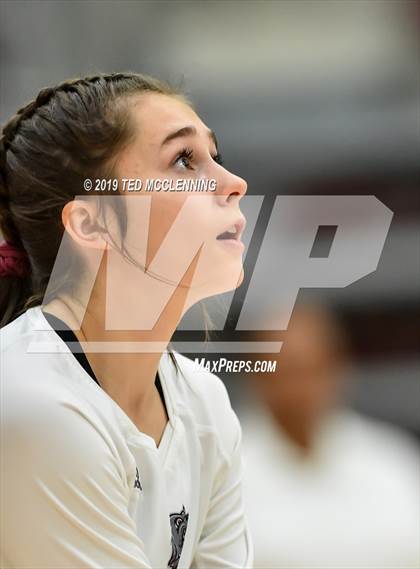 Thumbnail 3 in Farmington @ Morrilton (AAA 4A Quarterfinal Playoff) photogallery.