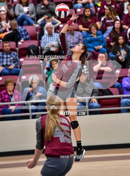 Thumbnail 3 in Farmington @ Morrilton (AAA 4A Quarterfinal Playoff) photogallery.