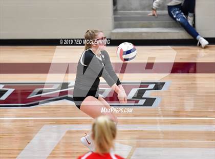 Thumbnail 1 in Farmington @ Morrilton (AAA 4A Quarterfinal Playoff) photogallery.