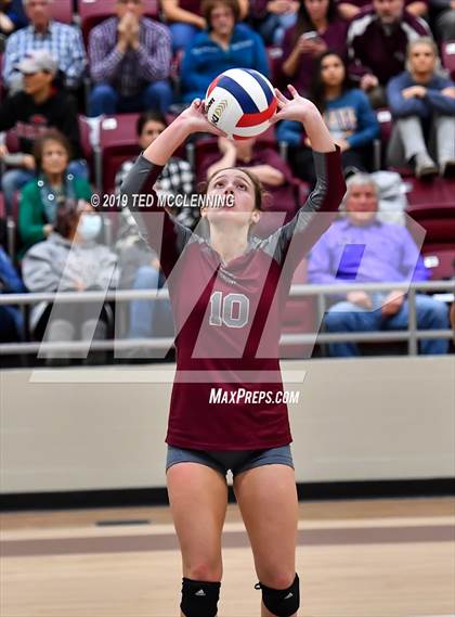 Thumbnail 3 in Farmington @ Morrilton (AAA 4A Quarterfinal Playoff) photogallery.