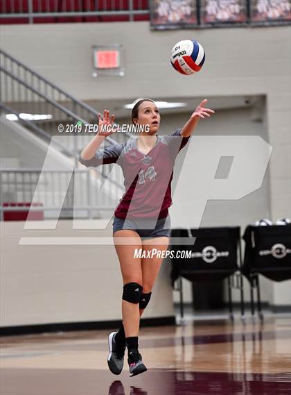 Thumbnail 2 in Farmington @ Morrilton (AAA 4A Quarterfinal Playoff) photogallery.