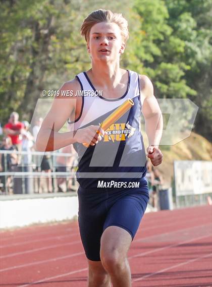 Thumbnail 1 in FVL Championships (110 IH, 300LH, 4x100 Relay, 4x400 Relay) photogallery.