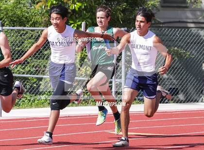 Thumbnail 2 in FVL Championships (110 IH, 300LH, 4x100 Relay, 4x400 Relay) photogallery.