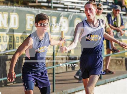 Thumbnail 2 in FVL Championships (110 IH, 300LH, 4x100 Relay, 4x400 Relay) photogallery.