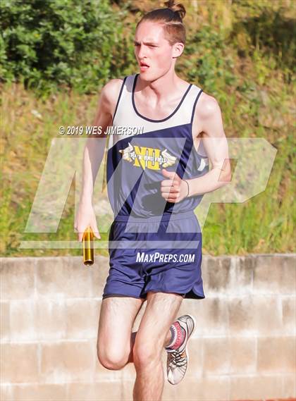 Thumbnail 2 in FVL Championships (110 IH, 300LH, 4x100 Relay, 4x400 Relay) photogallery.