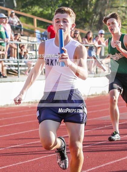 Thumbnail 3 in FVL Championships (110 IH, 300LH, 4x100 Relay, 4x400 Relay) photogallery.