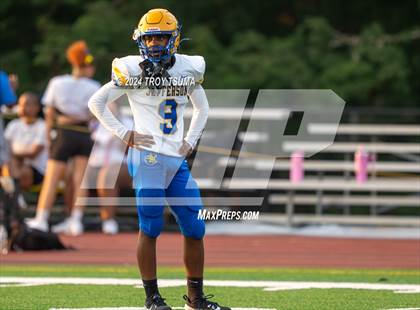 Thumbnail 1 in Jefferson @ Lakeridge photogallery.