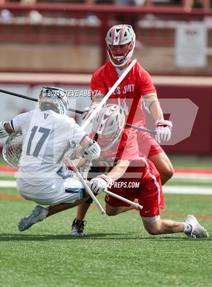 Thumbnail 3 in Valor Christian vs. Regis Jesuit (CHSAA 5A Semifinals) photogallery.