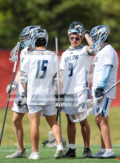 Thumbnail 3 in Valor Christian vs. Regis Jesuit (CHSAA 5A Semifinals) photogallery.