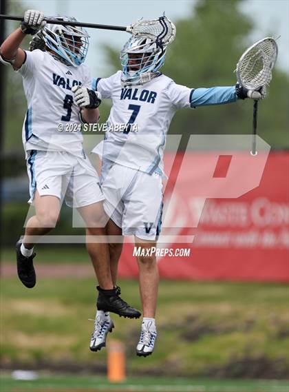 Thumbnail 1 in Valor Christian vs. Regis Jesuit (CHSAA 5A Semifinals) photogallery.