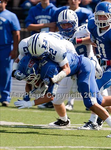 Thumbnail 1 in Highlands @ Covington Catholic photogallery.