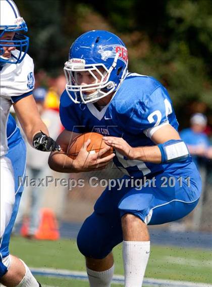 Thumbnail 3 in Highlands @ Covington Catholic photogallery.