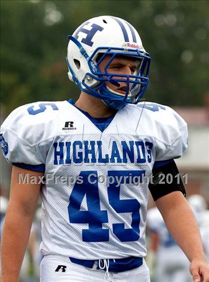 Thumbnail 3 in Highlands @ Covington Catholic photogallery.