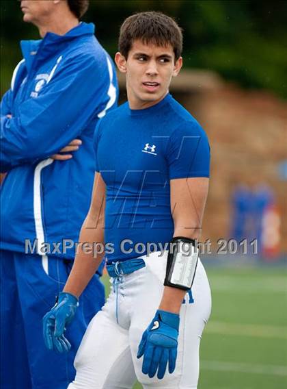 Thumbnail 1 in Highlands @ Covington Catholic photogallery.