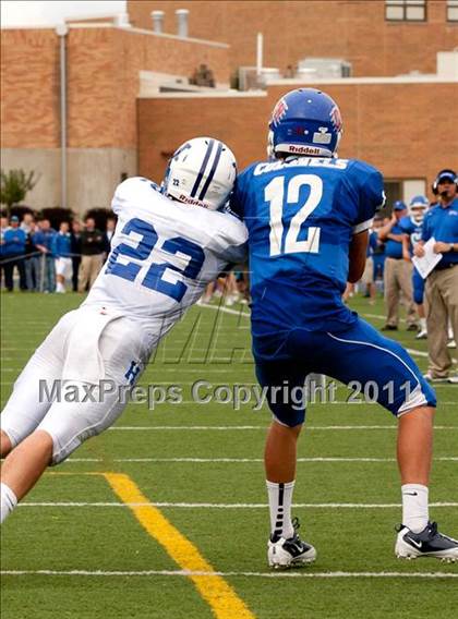 Thumbnail 2 in Highlands @ Covington Catholic photogallery.