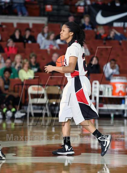 Thumbnail 1 in Kennedale vs. Mexia (UIL 3A Final) photogallery.