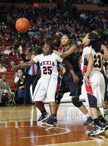 Thumbnail 1 in Kennedale vs. Mexia (UIL 3A Final) photogallery.