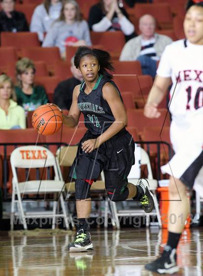 Thumbnail 2 in Kennedale vs. Mexia (UIL 3A Final) photogallery.