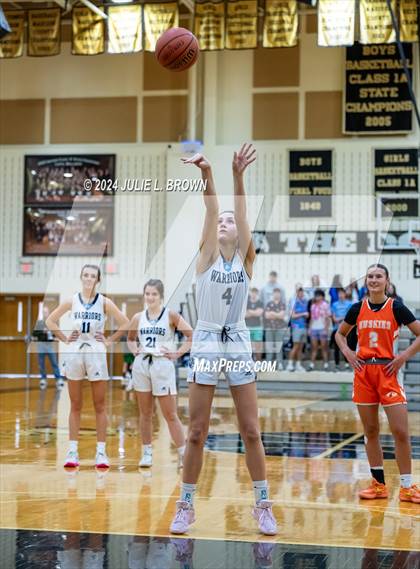 Thumbnail 3 in Hamilton Heights vs. Woodlan photogallery.
