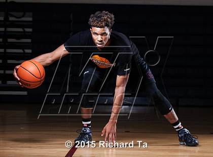 Thumbnail 2 in St. Anthony (Preseason Early Contenders Photo Shoot) photogallery.