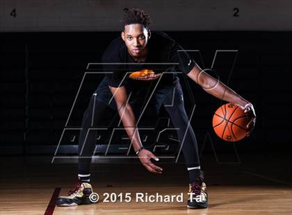 Thumbnail 1 in St. Anthony (Preseason Early Contenders Photo Shoot) photogallery.