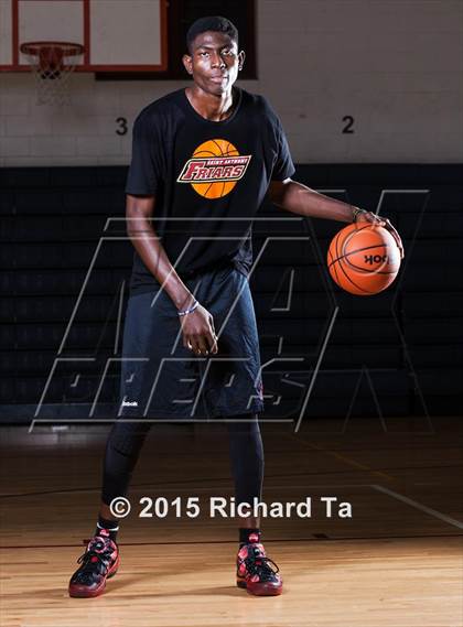 Thumbnail 3 in St. Anthony (Preseason Early Contenders Photo Shoot) photogallery.
