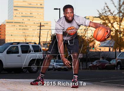 Thumbnail 3 in St. Anthony (Preseason Early Contenders Photo Shoot) photogallery.