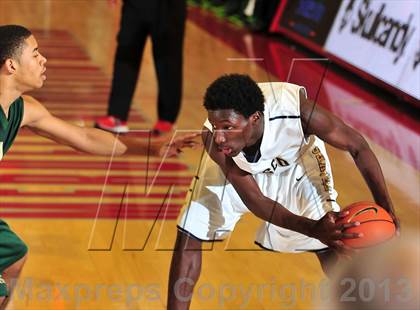 Thumbnail 1 in St. John Bosco @ Long Beach Poly (Nike Extravaganza) photogallery.
