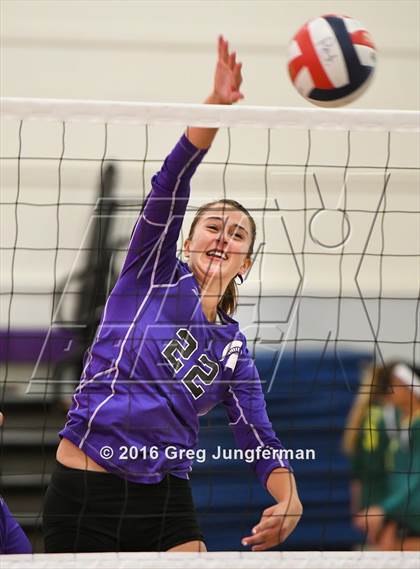 Thumbnail 1 in Casa Grande @ Petaluma photogallery.