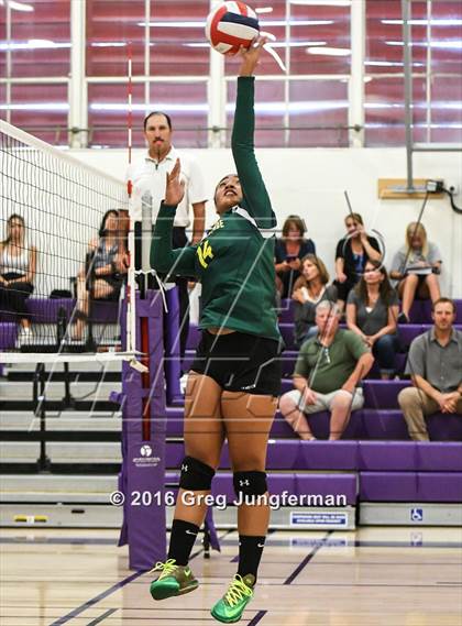Thumbnail 1 in Casa Grande @ Petaluma photogallery.