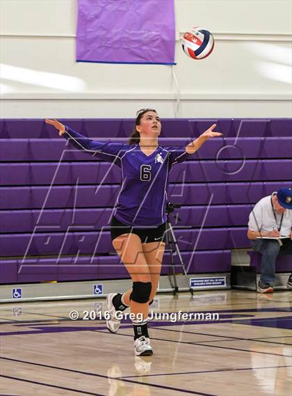 Thumbnail 1 in Casa Grande @ Petaluma photogallery.