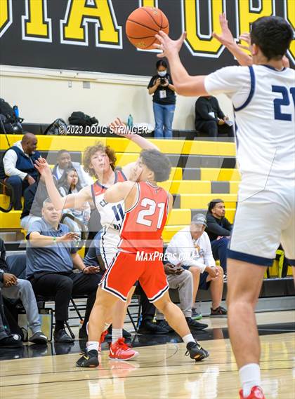 Thumbnail 3 in Lincoln vs. Clayton Valley Charter (NORCAL Ultimate Challenge) photogallery.