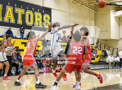 Thumbnail 2 in Lincoln vs. Clayton Valley Charter (NORCAL Ultimate Challenge) photogallery.