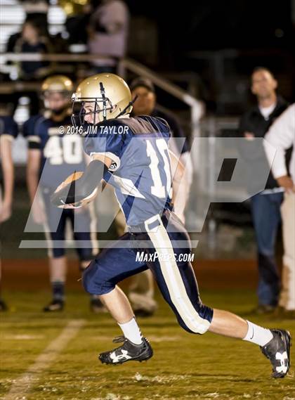 Thumbnail 1 in Notre Dame Catholic vs Weatherford Christian (TAPPS 6-man Quarterfinal Playoff)  photogallery.