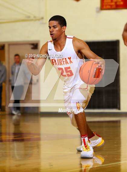 Thumbnail 1 in Valencia vs. Fairfax (Harvey Kitani Classic) photogallery.
