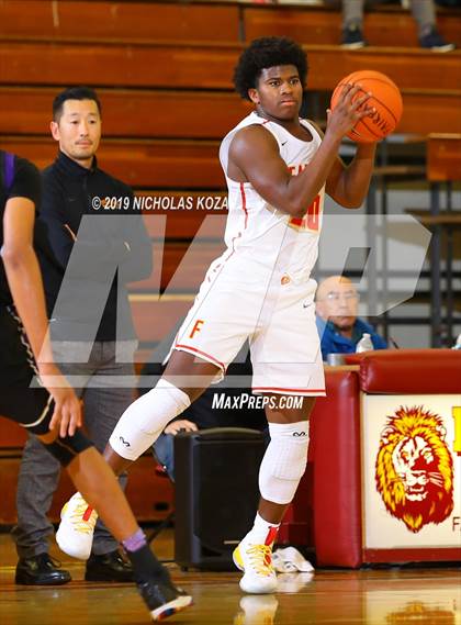 Thumbnail 3 in Valencia vs. Fairfax (Harvey Kitani Classic) photogallery.