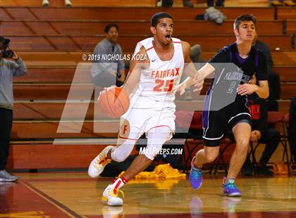 Thumbnail 3 in Valencia vs. Fairfax (Harvey Kitani Classic) photogallery.