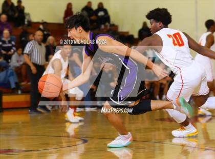 Thumbnail 2 in Valencia vs. Fairfax (Harvey Kitani Classic) photogallery.