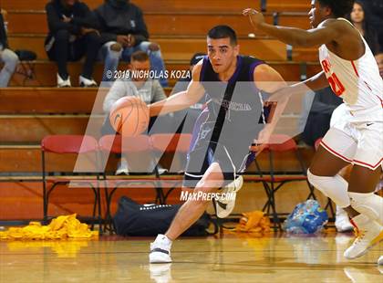 Thumbnail 3 in Valencia vs. Fairfax (Harvey Kitani Classic) photogallery.