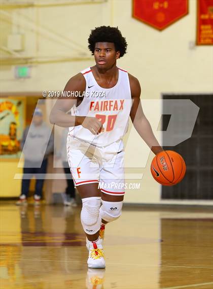Thumbnail 3 in Valencia vs. Fairfax (Harvey Kitani Classic) photogallery.