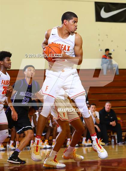 Thumbnail 3 in Valencia vs. Fairfax (Harvey Kitani Classic) photogallery.