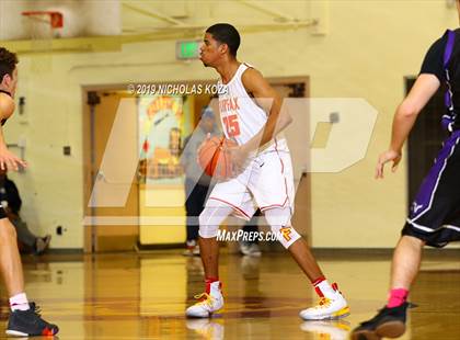 Thumbnail 2 in Valencia vs. Fairfax (Harvey Kitani Classic) photogallery.