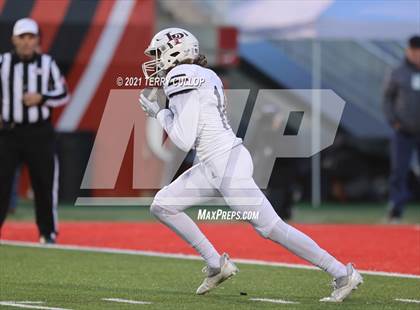 Thumbnail 2 in Lone Peak vs. Corner Canyon (UHSAA 6A Final) photogallery.