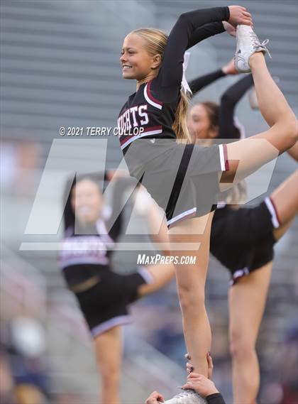 Thumbnail 1 in Lone Peak vs. Corner Canyon (UHSAA 6A Final) photogallery.