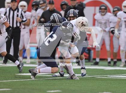 Thumbnail 1 in Lone Peak vs. Corner Canyon (UHSAA 6A Final) photogallery.