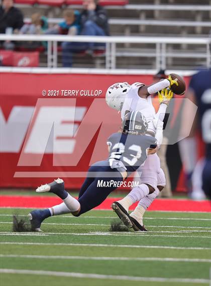 Thumbnail 2 in Lone Peak vs. Corner Canyon (UHSAA 6A Final) photogallery.